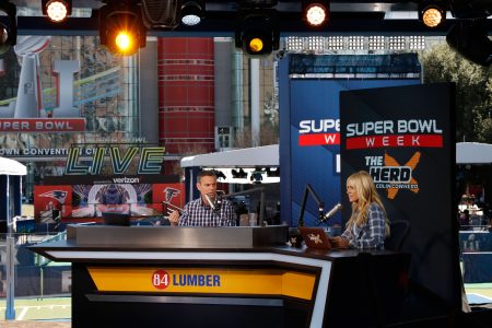 THE HERD - Super Bowl LI: Discovery Green Set