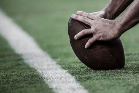 1040x585-Football-Stock