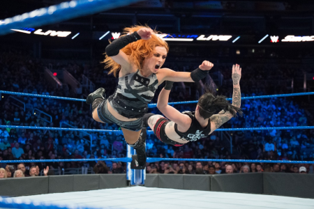 1040x585 - WWE Becky