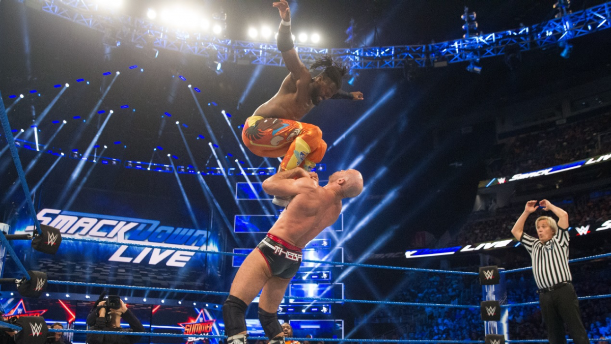1040x585 - WWE Kofi