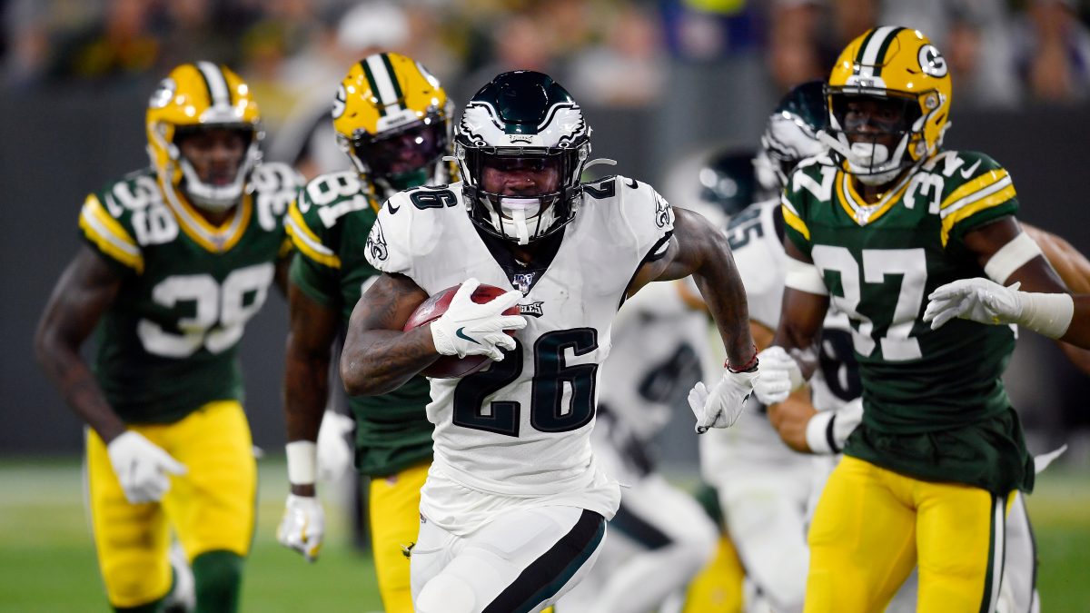 GREEN BAY, WISCONSIN - SEPTEMBER 26: Miles Sanders #26 of the Philadelphia Eagles runs with the football in the second quarter against the Green Bay Packers at Lambeau Field on September 26, 2019 in Green Bay, Wisconsin. (Photo by Quinn Harris/Getty Images)