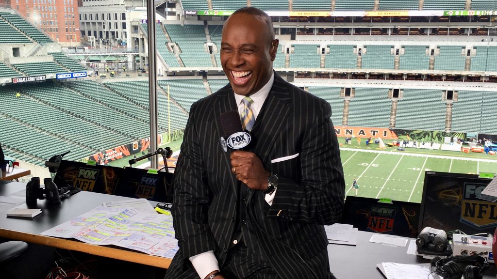 Eagles-Saints playoff game will be a first for FOX Sports announcer Charles  Davis