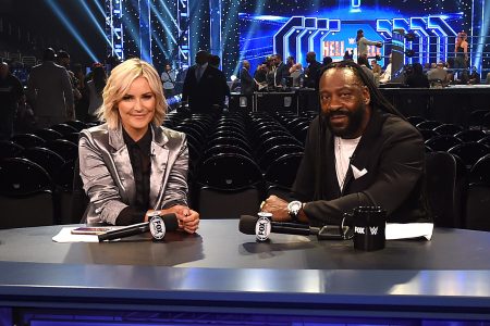 1040x585---Renee-Paquette-and-Booker-T-at-SmackDown-on-FOX