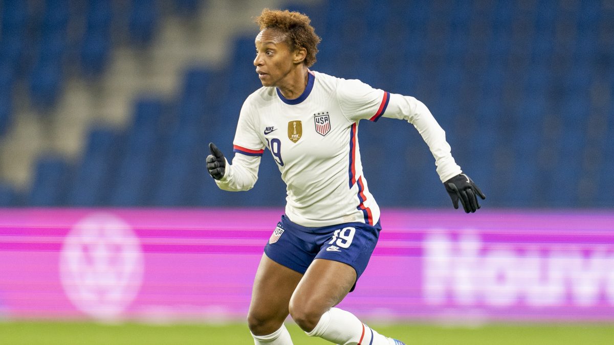 LE HAVRE, FRANCE - APRIL 13: Crystal Dunn #19 of the USWNT dribbles during a game between France and USWNT at Stade Oceane on April 13, 2021 in Le Havre, France. (Photo by Brad Smith/ISI Photos/Getty Images)